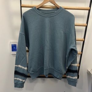WSLY sweatshirt size small